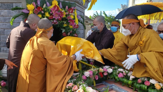 Lễ nhập bảo tháp và bách nhật Hòa thượng Thích Ngộ Tịnh